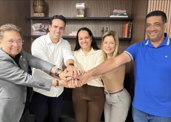 Galdino e Danielle articulam e prefeita de Capim fecha com Lucas Ribeiro