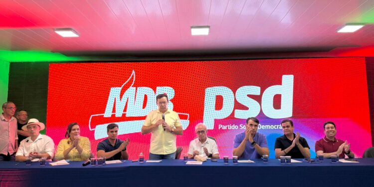 Com presença de Diogo, Cícero desembarca no Sertão e recebe apoio da oposição de Patos e Diamante