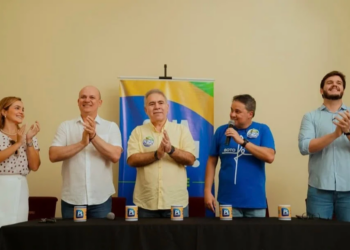 PL realiza ato em Campina Grande e filia lideranças; filiados ao União Brasil recebem cartas de anuência