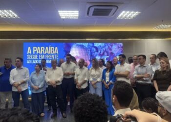 Nabor assume comando do Republicanos, declara apoio a Lula e recebe adesão de Ruy Carneiro