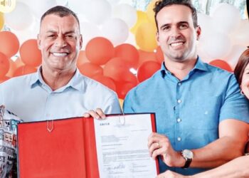 Prefeito de Sapé põe fim a mistério e anuncia apoio à chapa governista nas eleições deste ano