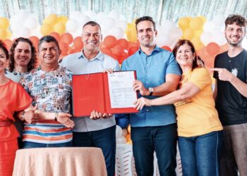 Veneziano aparece na foto com prefeito, mas passa constrangimento e “sobra na curva” em Sapé