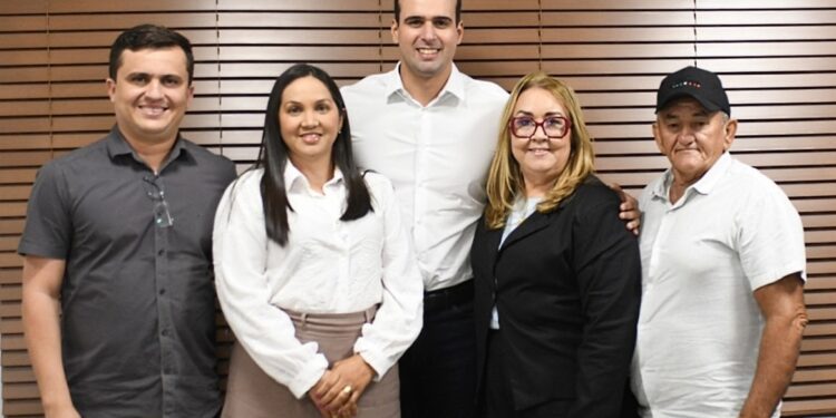 Prefeita do PL declara apoio à reeleição de Lucas após articulação de Gilbertinho