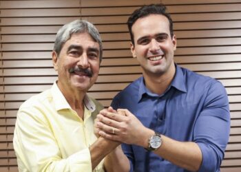 Prefeito de Juripiranga deixa oposição e fecha com Lucas Ribeiro