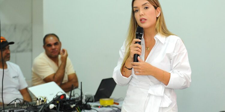 Ex-prefeita de Monteiro, Anna Lorena, vira ré em ação penal por suspeita de fraude em licitação