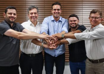 Júnior Araújo leva prefeito do MDB para base de Lucas