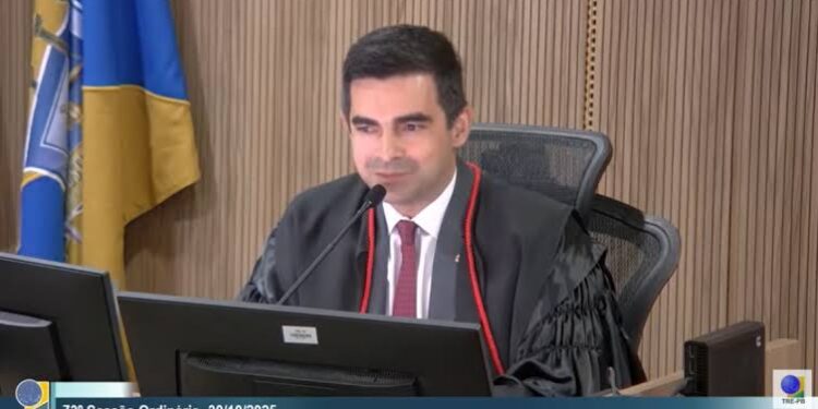 Procurador não vê provas contra Cícero e Léo na Operação Território Livre; julgamento no TRE-PB é adiado