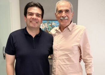 Ex-prefeito e atual presidente da Câmara de Cabedelo fecha com Eduardo Carneiro