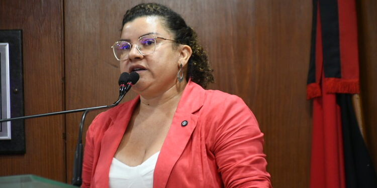 Jailma comenta sobre implantação da lei federal de luto parental: ‘O que prefeitura de João Pessoa vetou, agora é obrigatório em todo Brasil’