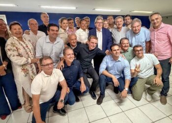 Lucas realiza primeira reunião com base aliada e faz balanço das primeiras semanas de gestão