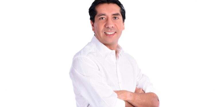 Nelinho Costa se destaca em mais uma pesquisa estadual e consolida crescimento na Paraíba