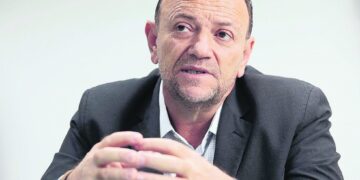 Presidente nacional do PT desembarca na Paraíba e terá encontros com Lucas e Veneziano