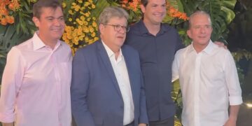 Jantar de Hugo Motta durante Marcha dos Prefeitos em Brasília reúne João, Nabor, Mersinho e Léo Bezerra