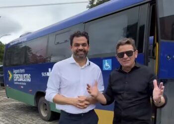 Jarques esconde articulação de Veneziano e tenta assumir “paternidade” de ônibus entregue pelo Governo Federal a Pombal