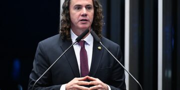 Justiça derruba prescrição e reabre ação contra Veneziano e Vitalzinho por obras em Campina Grande