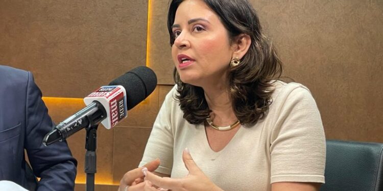 MPPB pede bloqueio de bens de Pollyanna Werton em ação de R$ 31 milhões sobre suposto esquema no Padre Zé