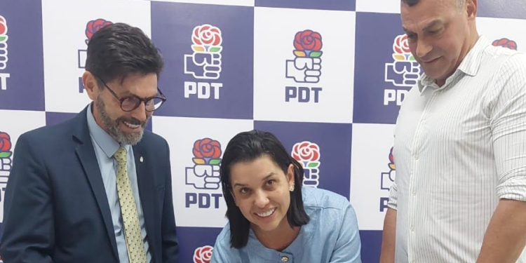 Major Sidnei comete erro infantil e “sepulta” pré-candidatura da esposa à Assembleia Legislativa