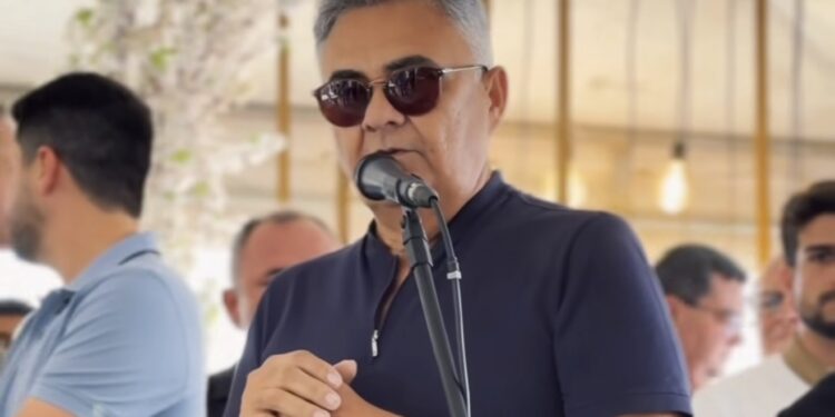 Márcio Roberto reforça parceria com Paulista e destina R$ 1,3 milhão em emendas para o município