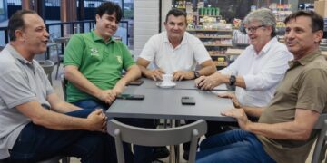 Grupo Tião do Rêgo, de Queimadas, fecha apoio a João Azevêdo e confirma voto na chapa completa do governo