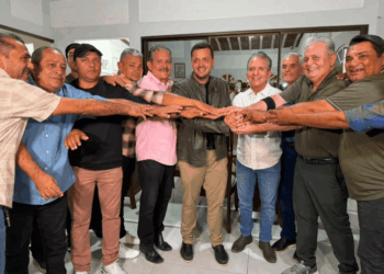 Nabor tira mais um prefeito de Veneziano e fecha com Neto Carneiro em Alagoa Grande; segundo apoio do dia