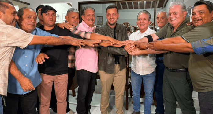Nabor tira mais um prefeito de Veneziano e fecha com Neto Carneiro em Alagoa Grande; segundo apoio do dia