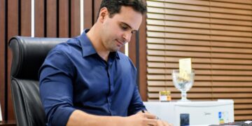Lucas Ribeiro anuncia convocação de 1.829 concursados para a educação, saúde e segurança pública
