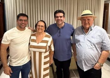 Oposição de Bananeiras fecha apoio a Eduardo Carneiro para estadual