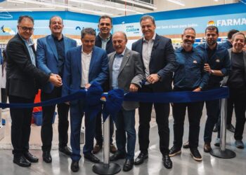 Lei de Efraim deve baixar preço de remédios após inauguração da primeira farmácia em supermercado do Brasil