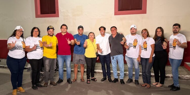 Prefeita de Mari oficializa apoio a Nelinho Costa, que chega ao sexto gestor em sua base