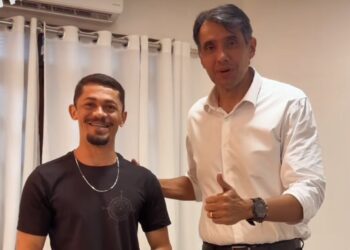 Com pré-campanha digna de pena, André Gadelha anuncia apoio de liderança de 98 votos e caminha para sepultar trajetória política