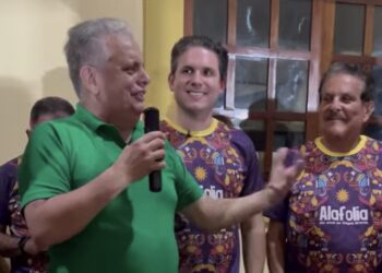 Alagoa Grande: família Carneiro define apoio a três candidatos a federal e encerra impasse entre João e Veneziano