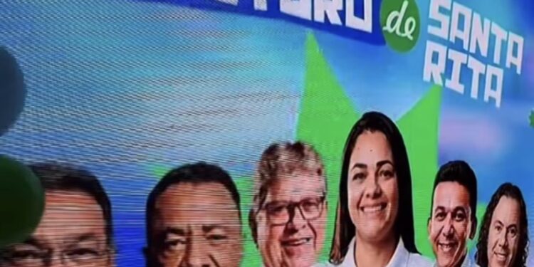 Prefeito de Santa Rita apresenta pré-candidatos e deixa Lucas Ribeiro fora de painel em plenária