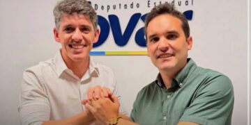 Alvo de “leilão”, prefeito de Alcantil fecha com Tovar após articulação de Romero