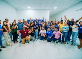 Com apoio de 35 suplentes e 13 vereadores, Denise consolida força política em Sapé