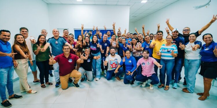 Com apoio de 35 suplentes e 13 vereadores, Denise consolida força política em Sapé