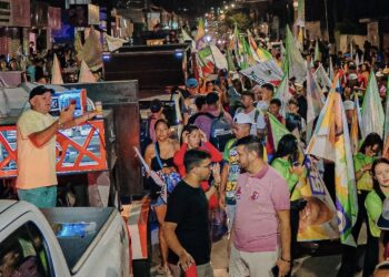 Caminhada nas Malvinas mostra força de Doutor Jhony e reúne multidão em Campina Grande