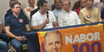 Léo Bezerra e base aliada oficializam apoio a Nabor ao Senado e encerram especulações sobre segundo voto