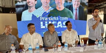 Família Gadelha realiza coletiva em Campina Grande e formaliza apoio a Lucas Ribeiro