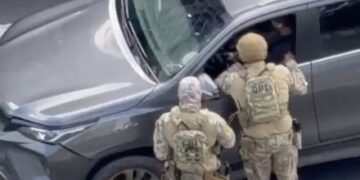 Operação da PF bloqueia mais de R$ 1 bi da PixBet e intercepta carro de Ernildo Júnior no meio da rua
