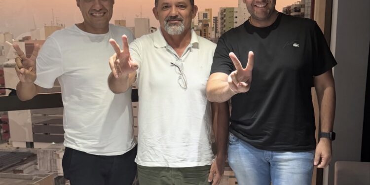 Márcio Roberto entra no Vale do Mamanguape e fecha dobradinha com Damião Feliciano