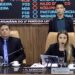Jays de Nita sobe o tom e rebate vereador durante discussão: “Você grita sua mulher em casa, mas aqui não”