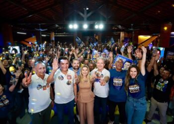 Evento de Wil Varela em apoio a Coronel Sérgio reúne multidão em Bayeux com presenças de Wilson Santiago e Nabor