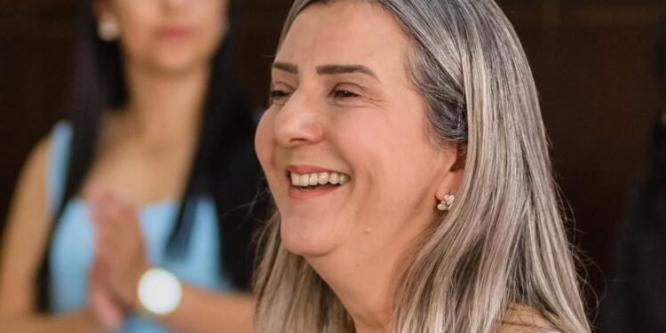 Por 4 a 3, TRE-PB cassa mandato da prefeita de Areia por “delivery da cesta básica”