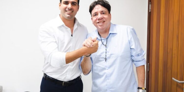 Após fechar com Hugo e Galdino, Guguinha Moov Jampa rompe com Cícero e anuncia apoio a Lucas