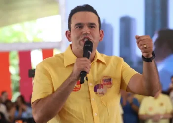 Doutor Jhony lidera mais uma pesquisa para deputado federal em Campina Grande; veja números