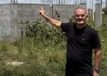 Vereador denuncia Panta ao TCE por pagamento de R$ 827 mil por estátua que nunca foi entregue