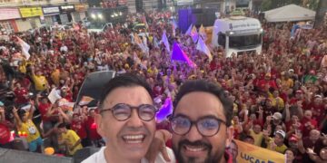 Raniery e Tibério levam multidão às ruas de Guarabira durante Arrastão