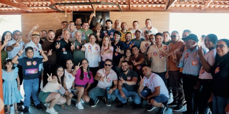 Prefeito Messias reforça apoio a Danielle do Vale e Hugo Motta durante grande encontro em Manaíra