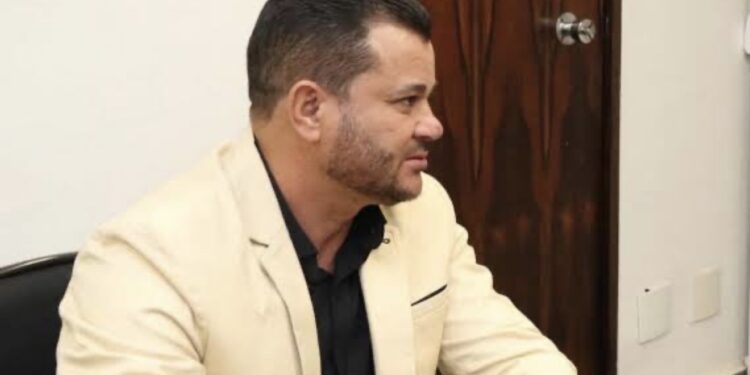 Prefeitura de Tavares prepara contrato de quase R$ 20 milhões para terceirizados