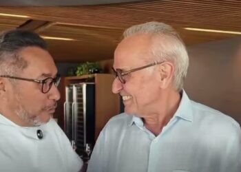 Candidato a federal, Samuka deixa Veneziano e Cícero para votar na chapa governista